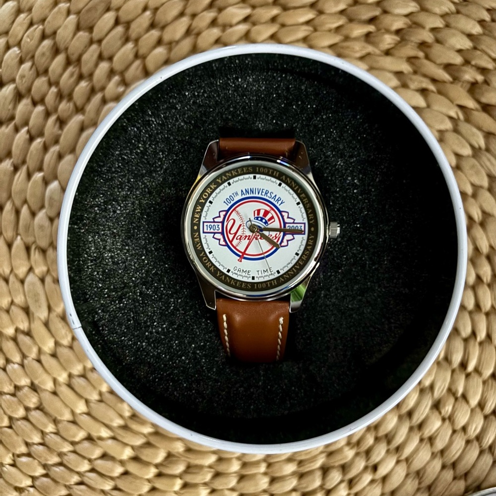 Game Time NY Yankees Anniversary Watch